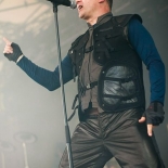 front242_2