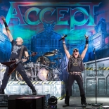 sabaton-accept-sb17_18