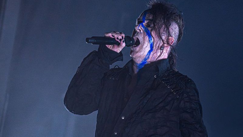 Project Pitchfork auf Elysium Tour in der Neuen Stadthalle Langen