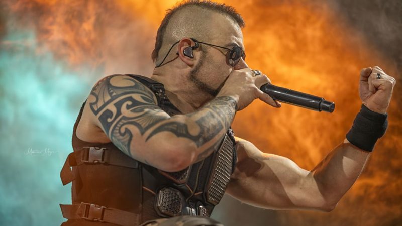 Epischer Auftritt von Sabaton und dem Legendary Orchestra in Frankfurt