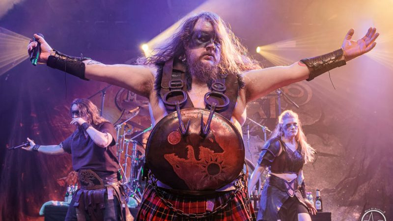 Brothers of Metal und Moonlight Haze heizen in der Garage Saarbrücken ein