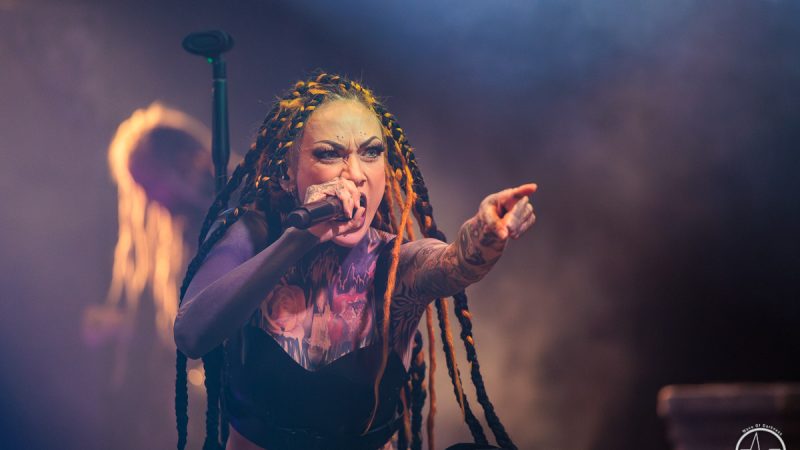 Wie Infected Rain und Butcher Babies die Alte Feuerwache Mannheim erschüttern