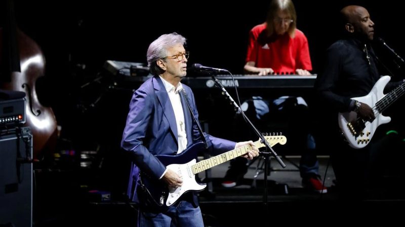 Eric Clapton in Mannheim: Slowhand hebt die SAP-Arena aus den Stühlen